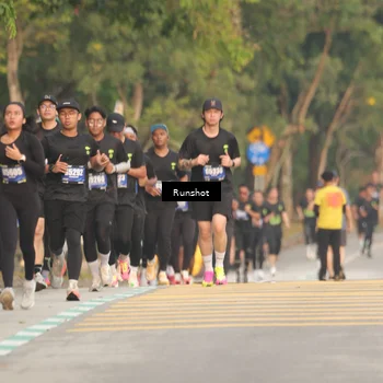 Runner Photo 5626665