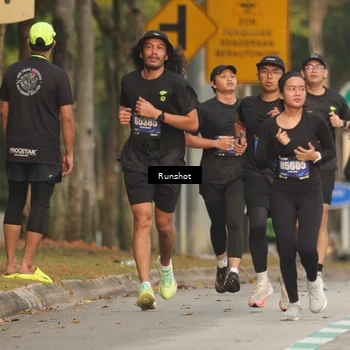 Runner Photo 5626758