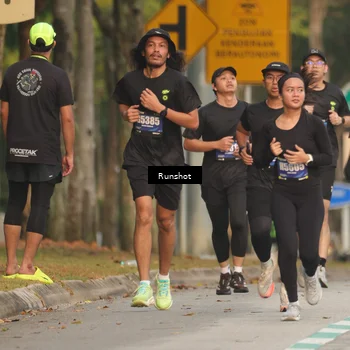 Runner Photo 5626763