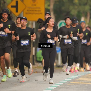 Runner Photo 5626793