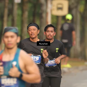 Runner Photo 5626800