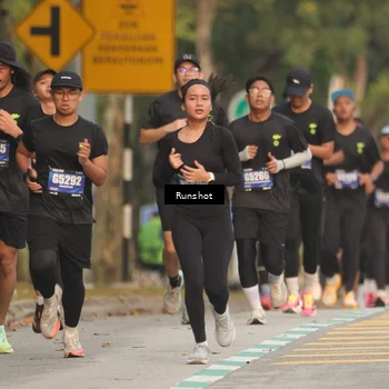 Runner Photo 5626807