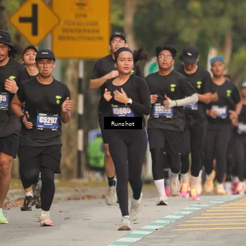 Runner Photo 5626814
