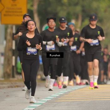 Runner Photo 5626836