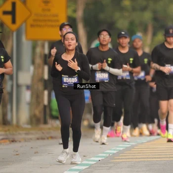 Runner Photo 5626849
