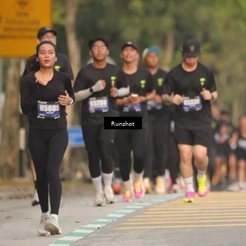 Runner Photo 5626868
