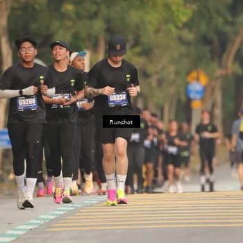 Runner Photo 5626914