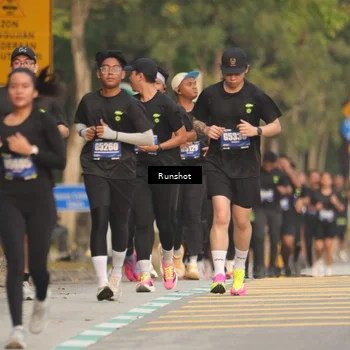 Runner Photo 5626917