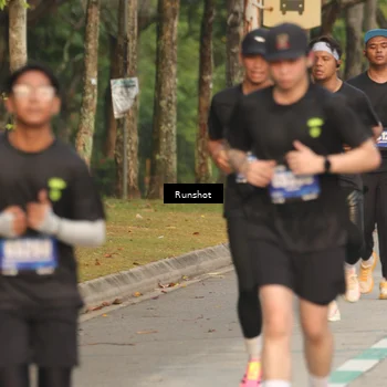 Runner Photo 5627165