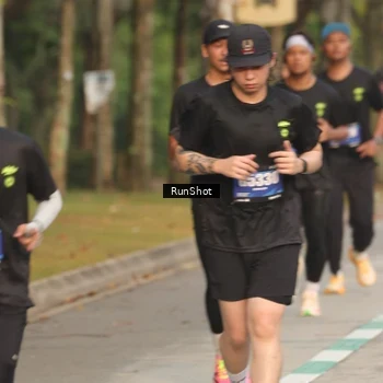 Runner Photo 5627180