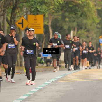 Runner Photo 5627285