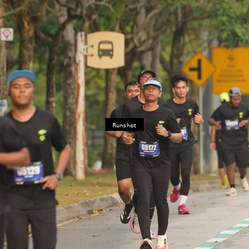 Runner Photo 5627492