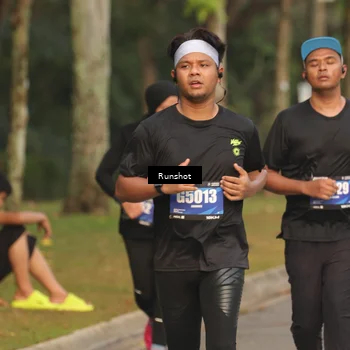 Runner Photo 5627545