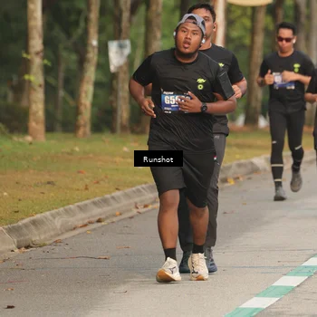 Runner Photo 5627745