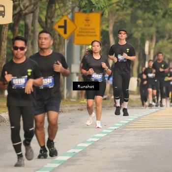 Runner Photo 5627940