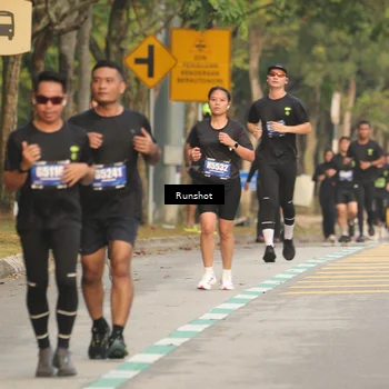 Runner Photo 5627943