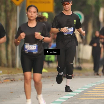 Runner Photo 5628069