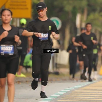 Runner Photo 5628099