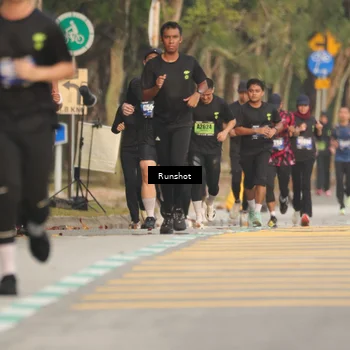Runner Photo 5628143