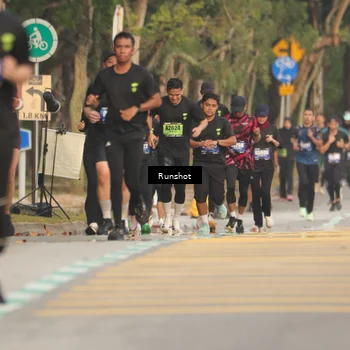 Runner Photo 5628160