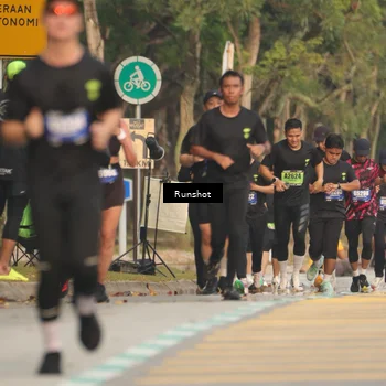 Runner Photo 5628168