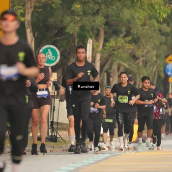 Runner Photo 5628207