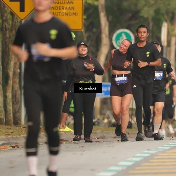 Runner Photo 5628359