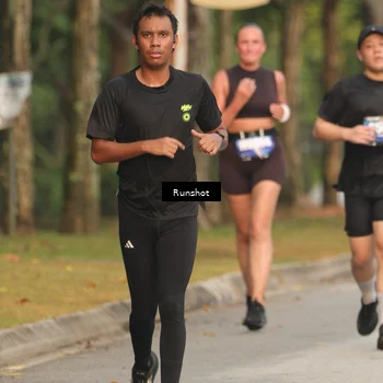 Runner Photo 5628560