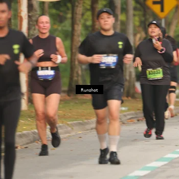 Runner Photo 5628583