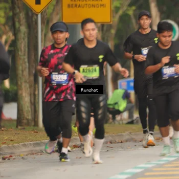 Runner Photo 5628695