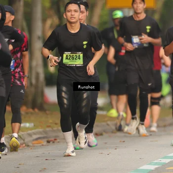 Runner Photo 5628799
