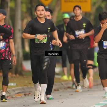 Runner Photo 5628803