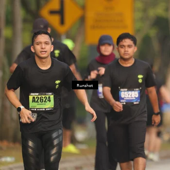 Runner Photo 5629058