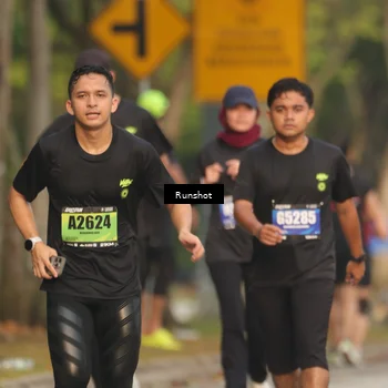 Runner Photo 5629059