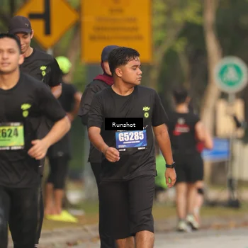 Runner Photo 5629092
