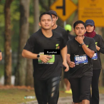 Runner Photo 5629137