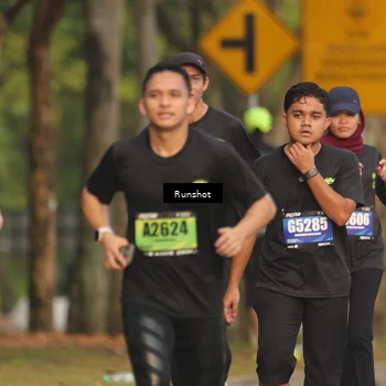 Runner Photo 5629143