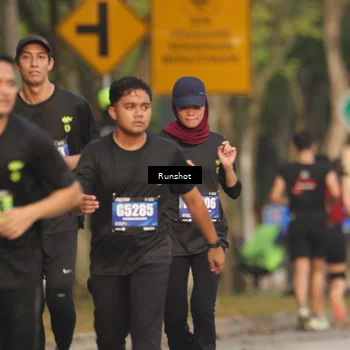 Runner Photo 5629169