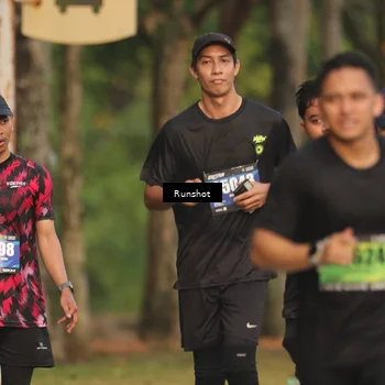 Runner Photo 5629309