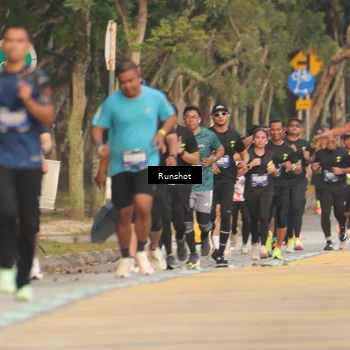 Runner Photo 5629360