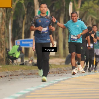Runner Photo 5629374