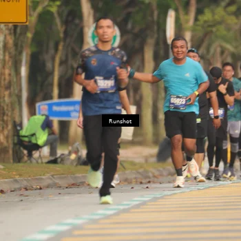 Runner Photo 5629378