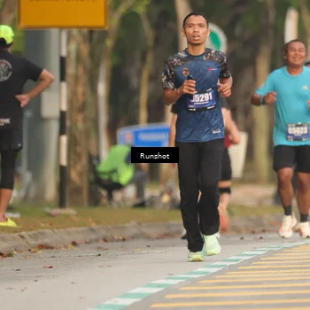 Runner Photo 5629389
