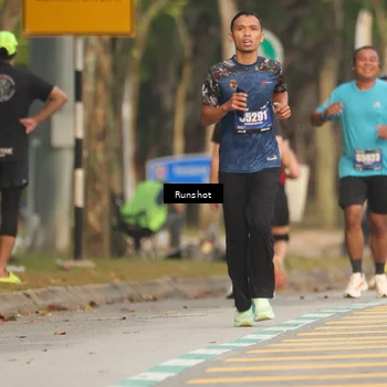 Runner Photo 5629393