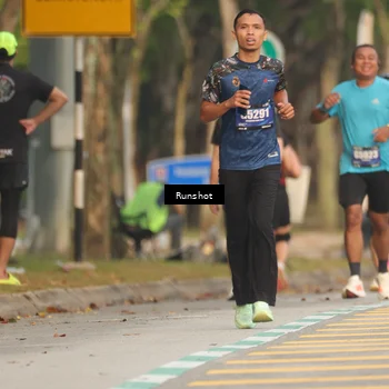 Runner Photo 5629399