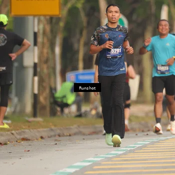 Runner Photo 5629400