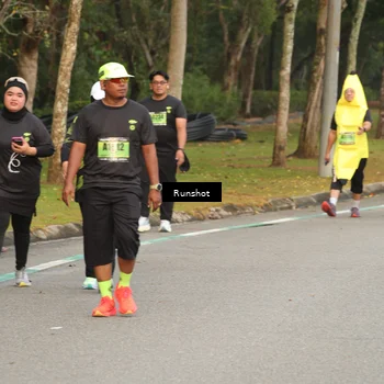 Runner Photo 5629411