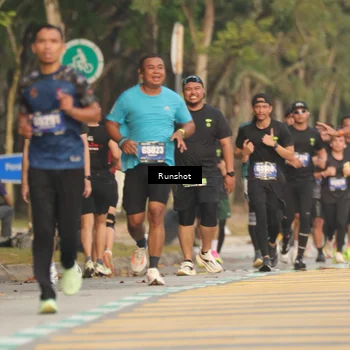 Runner Photo 5629453