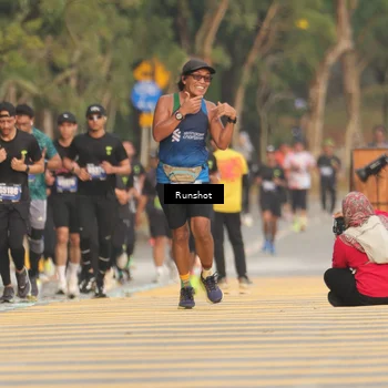 Runner Photo 5629596