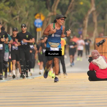 Runner Photo 5629713